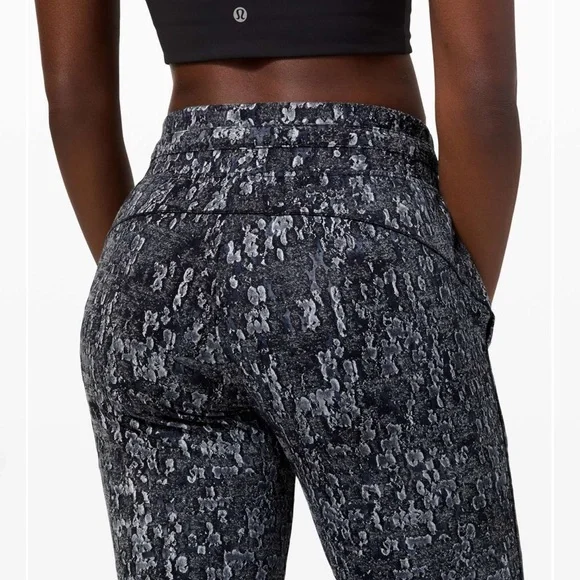 🔥SOLD🔥Lululemon Ready to Rulu Jogger 29" - Picture 3 of 12